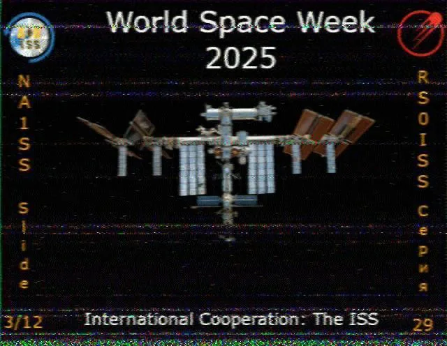 Декодированная SSTV-открытка с Международной космической станции к World Space Week 2025.